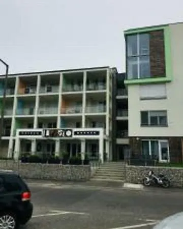 Lido Riviera Luca Apartman *